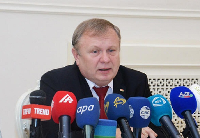 Azerbaijan, Belarus keen to up vehicle, machinery export  